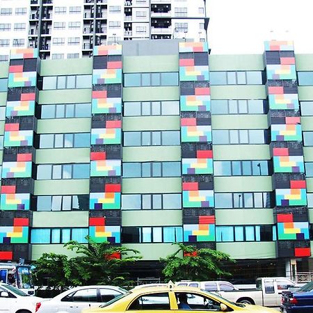 בנגקוק Grand Tower Inn Sathorn Hotel מראה חיצוני תמונה