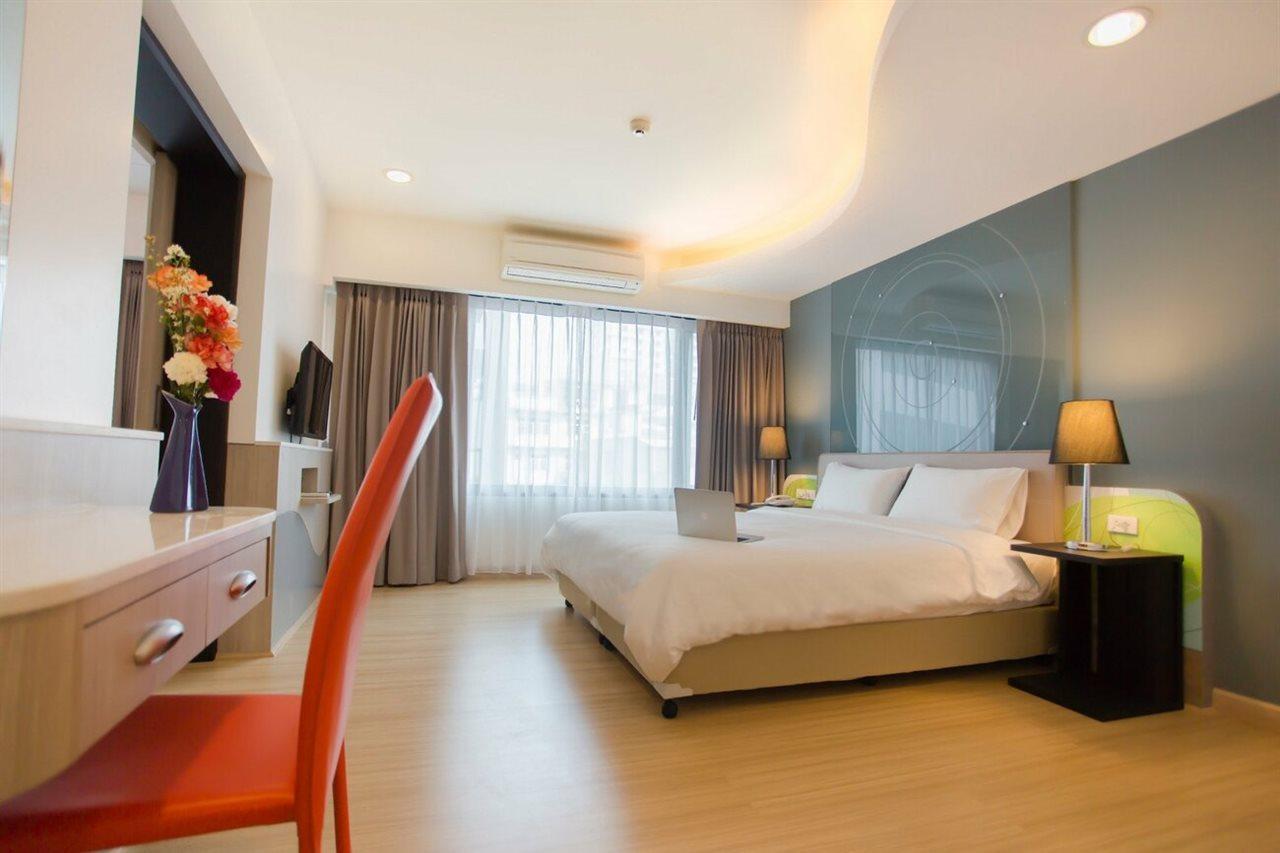 בנגקוק Grand Tower Inn Sathorn Hotel מראה חיצוני תמונה